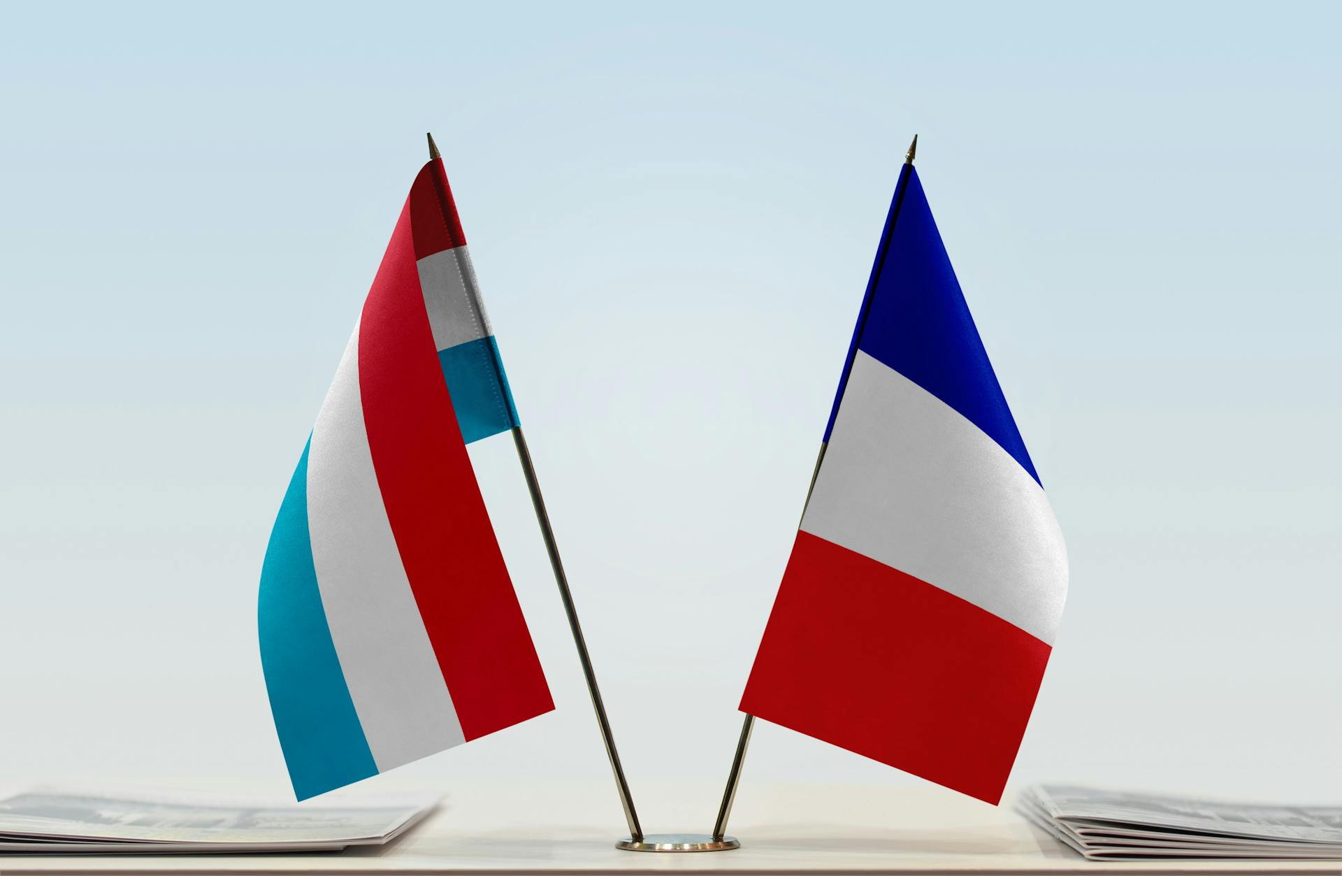 Securities & Blockchain – Luxembourg and France enable the use of blockchain on the financial market